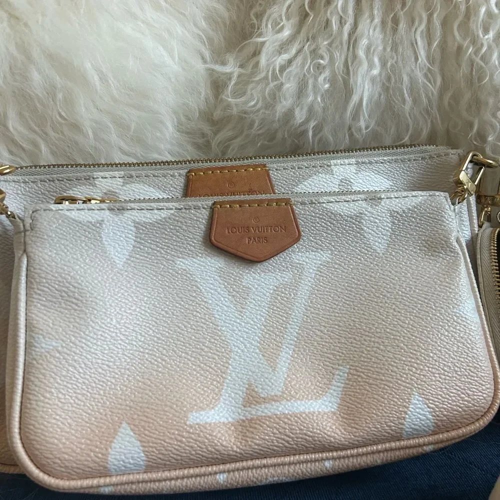 Louis Vuitton Monogram Giant Monogram Giant Multi Pochette Accessoires Pink